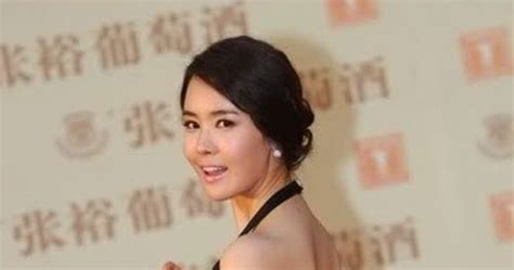 Jakarta Boobs Lee Da Hae Bikini Pics