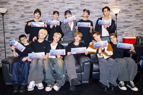 Seventeen Akan Tampil Di Good Morning America