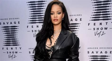 45 Fabulous Facts About Rihanna The Fact Site