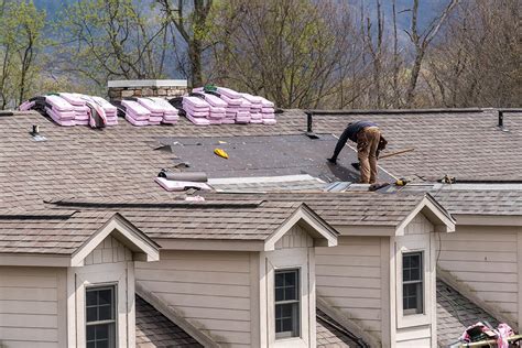 Replacing Your Roof Vs Repairing It Texan Roofing Pros