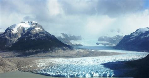 Los Glaciares Se Derriten M S R Pido Cuando Desembocan En Un Lago