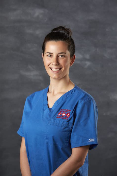 Haley Vanderhilst Sydney Vet Emergency And Specialists