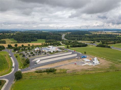 Lng Tankstelle Thiersheim Soll Co Neutraler Treibstoff Flie En