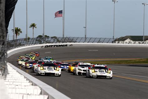 24 Hours of Daytona - the greatest American endurance race