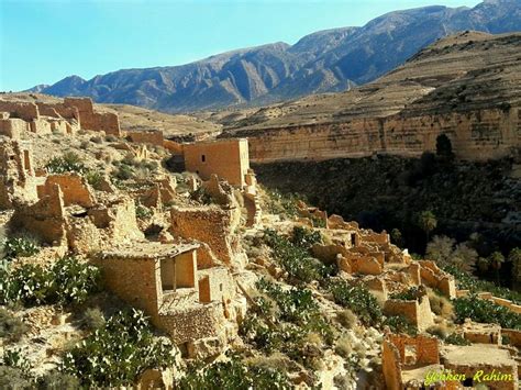 Tawrirt and the old mosque of Ghoufi, Batna. Algeria. ⵄⵓⴼⵉ. | Natural landmarks, Algeria, Landscape