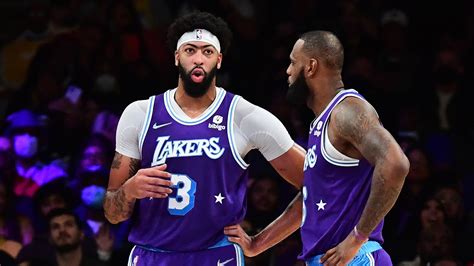 Anthony Davis Lebron James Can T Avert Another Loss For Lakers