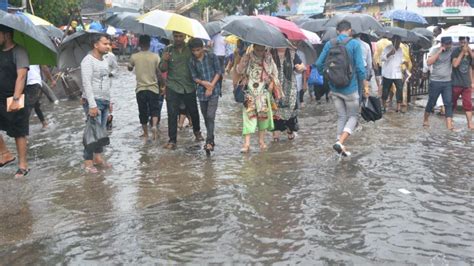 In Pics Heavy Rains Continue To Lash Mumbai Waterlogging In Low Lying