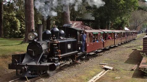 Narrow Gauge Steam Trains Puffing Billy Railway: Australian Trains ...