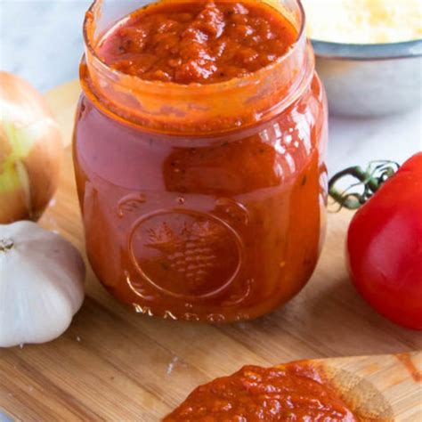 The Perfect Homemade Pizza Sauce Recipe Queenslee App Tit