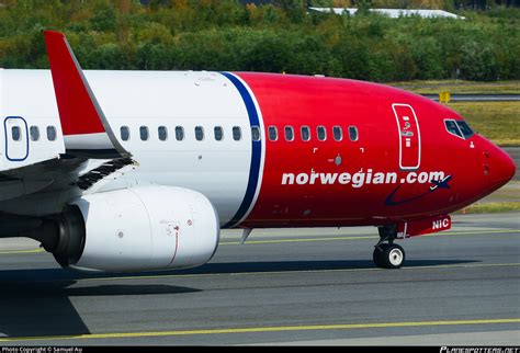 LN NIC Norwegian Air Shuttle Boeing 737 8JP WL Photo By Samuel Au ID