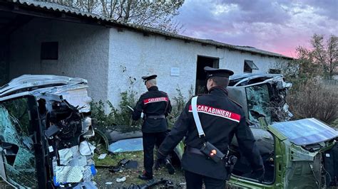 Tivoli Terme Auto Rubate E Smontate In Un Capannone Di Via Dei Laghi