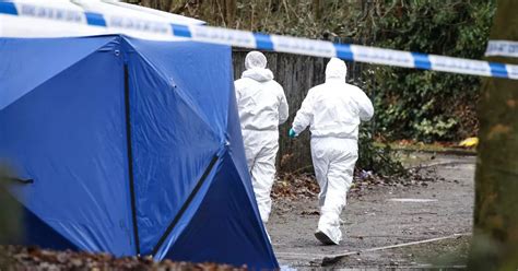 Manhunt Underway As Murder Detectives Search For Killer After Man Found