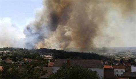 El Incendio De Zamora Arrasa Ya 3000 Hectáreas Y Afecta Al Parque