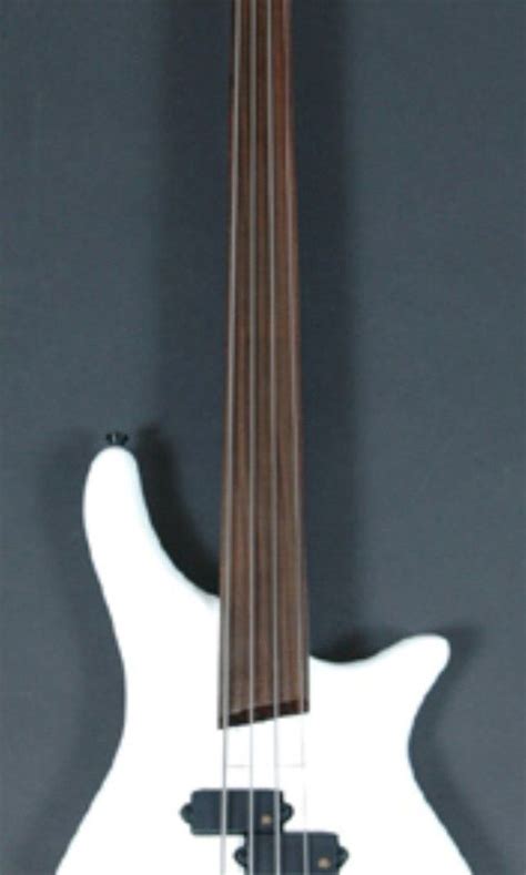 Unique Sx Sb 301 Fretless Bass Guitar Collections Hobbies And Toys Music And Media Musical