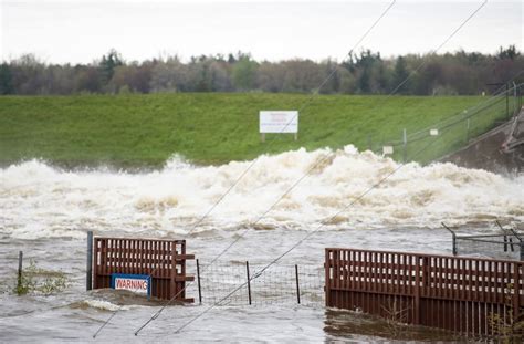 Thousands Evacuated As River Dams Break In Central Michigan