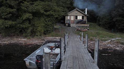 Day Coldwater Hut Just Around Lake Rotoiti Tramping New Zealand