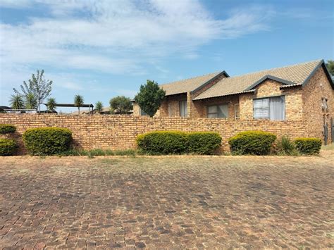 2 Bedroom Sectional Title For Sale In Arundo Estate Themba Property Group