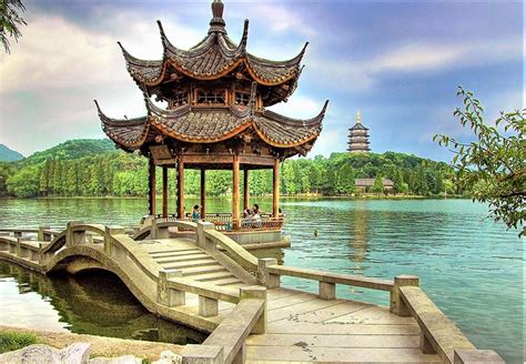 El Lago Del Oeste Pagodas Jardines E Incre Ble Paisaje