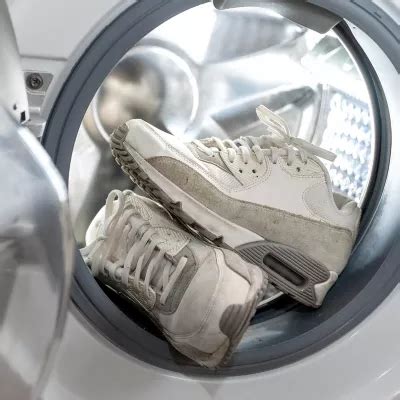 How To Wash Sneakers In The Washing Machine