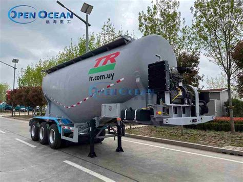 2 Axle 3 Axle 45cbm Fly Ash Flour Dry Powder Material Transport Bulk