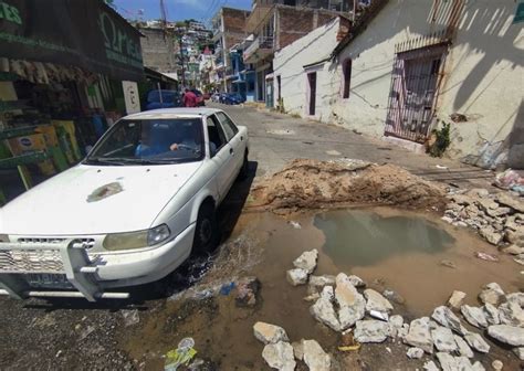 Fuga De Agua Deja Sin El Servicio A Vecinos De La Calle Chihuahua De La