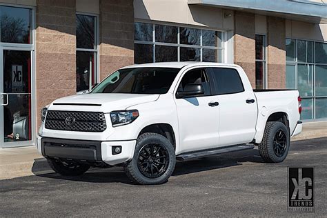 Toyota Tundra Rebel 5 D679 Gallery KC Trends