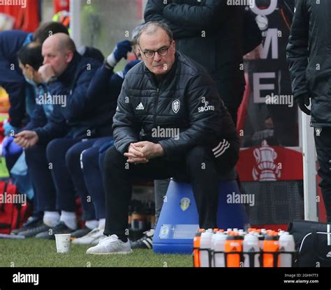 Marcelo bielsa bucket hi-res stock photography and images - Alamy