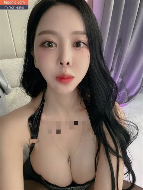 282 42 aka Tangle Dahee aka lovable33 aka 탱글다희 Nude Leaks Faponic