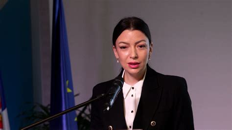 Ministarka Privrede Adrijana Mesarovi Srbija U Godini Bele I