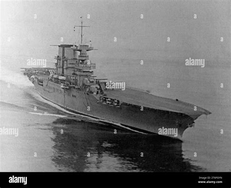 Uss Saratoga Cv 3 At Sea C1930 Stock Photo Alamy