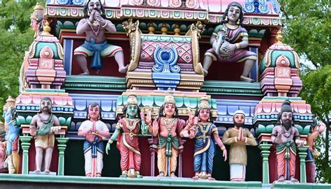 Where A Muslim Poet Finds A Place With Lord Muruga And His Consorts At