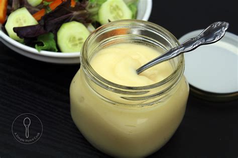 Quick Creamy Salad Dressing