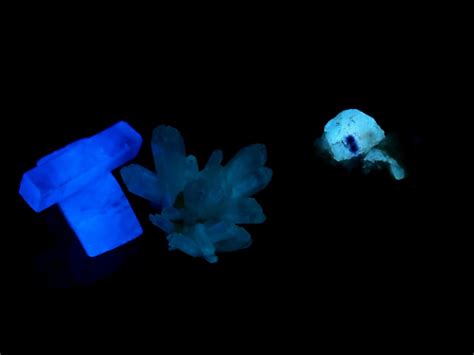 Phosphorescent Crystals Phos Fov 6 Wide From L To R Flickr