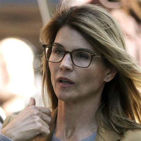 Lori Loughlin Toutes Ses Photos Sur Télé Loisirs