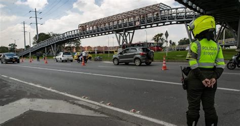 Movilidad en Bogotá cuáles elementos debe tener un kit de carretera