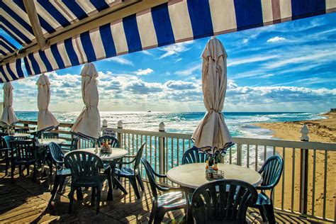 Surf 'N Turf Dining Photograph by Lynn Bauer - Pixels