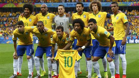 Relembre Os Uniformes Da Copa Do Mundo No Brasil Mantos Do Futebol