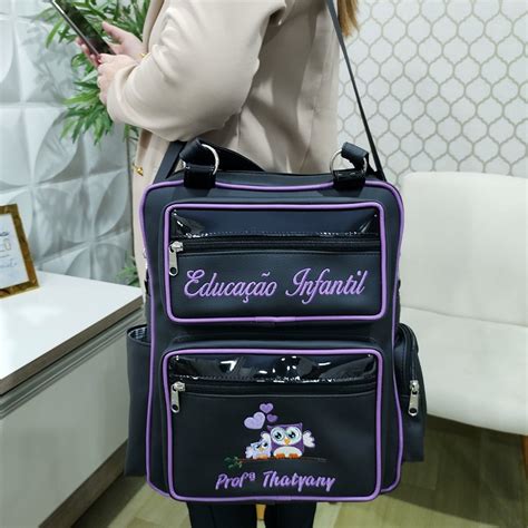 Bolsa Mochila Personalizada Professora Educação Infantil Preto Roxo