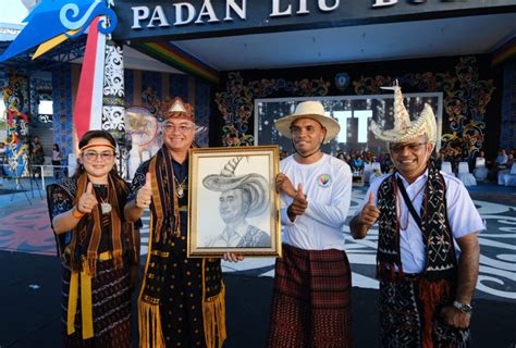 Tarian Adat Dan Lagu Daerah Kkb Ntt Malinau Meriahkan Panggung Budaya