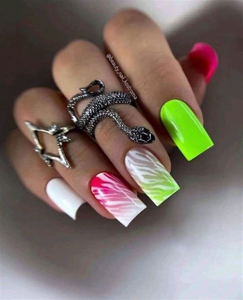 Pin By Maja Vipotnik On Pins By You Cute Acrylic Nails Acrylic Nail