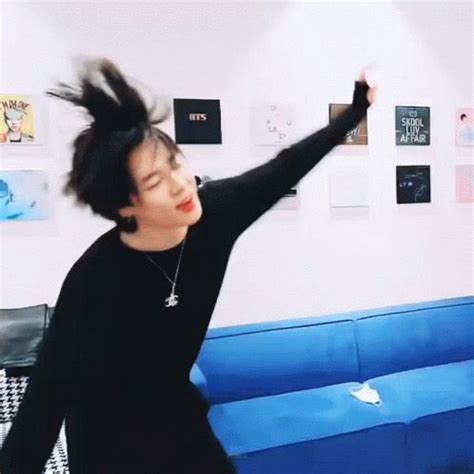 Jimin Jumping Jimin Dancing GIF - Jimin Jumping Jimin Dancing Jimin - Discover & Share GIFs ...