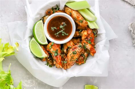 Sizzling Domino's Chicken Wings Copycat Recipe - TheFoodXP