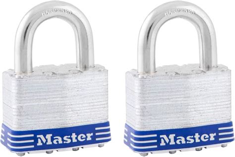 Master Lock Candado Para Exteriores 5T Con Llave Paquete De 2 Llaves