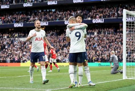 Pundit Wowed By Tottenham Duo Harry Kane And Richarlison Vs Forest