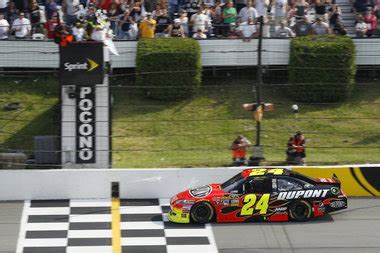 Jeff Gordon Wins Phoenix