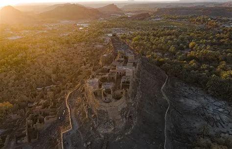 Exploring the Ancient Oases of AlUla: Khaybar and Tayma