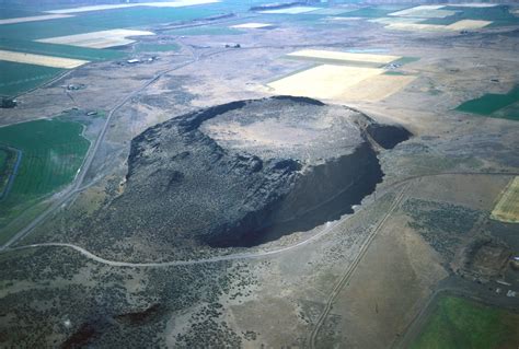 usgs sim  petroglyph tuff ring
