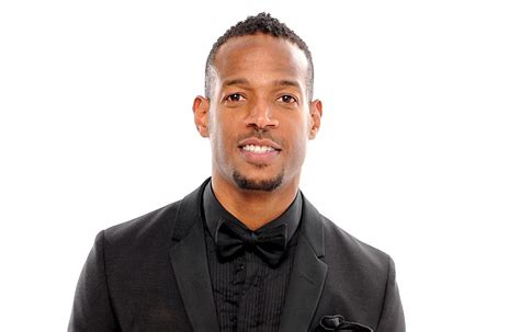 Sorry Mo’Nique! Marlon Wayans Lands Comedy Special On Netflix - Hot 100.9