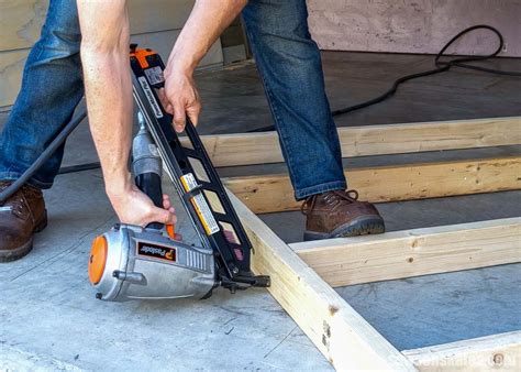 Brad Nailer Vs Framing Nailer Differences Which To Buy Saws On