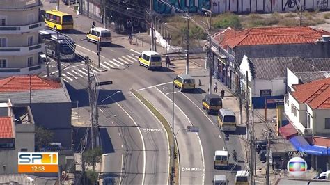 V Deo Motoristas De Vans Escolares Fazem Protesto Em S O Paulo Sp G